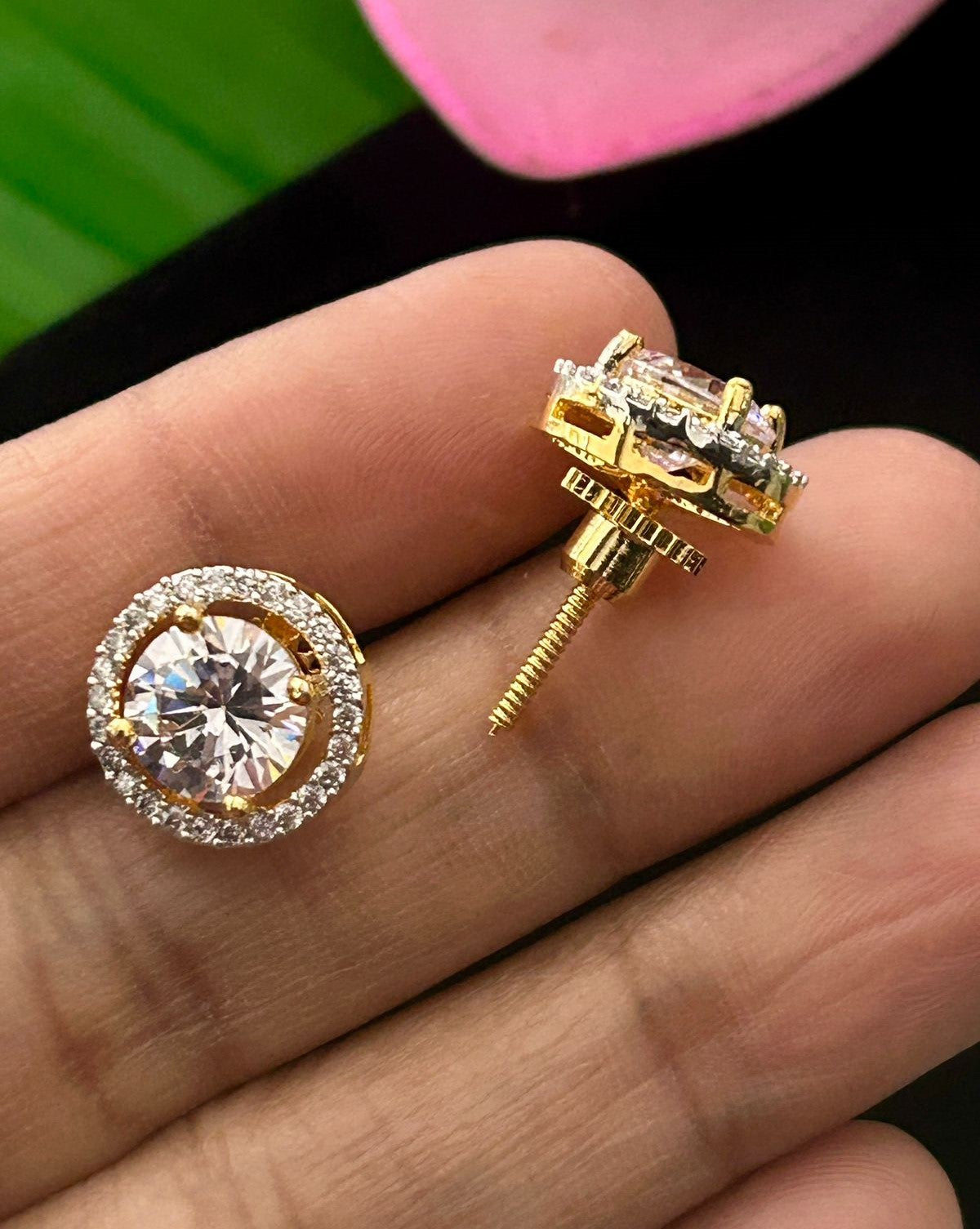 Screw Pench Classic Round Solitaire Stud Earrings Premium Gold Plated Two Tone Design for Women