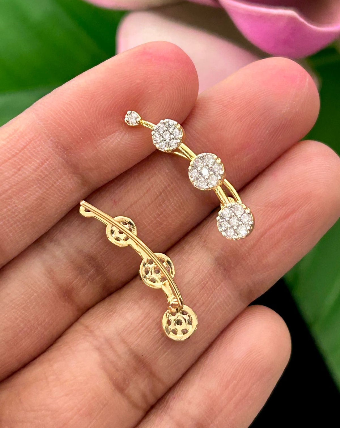 Diamond Curve Gold Finish Ear Cuff - Premium Quality