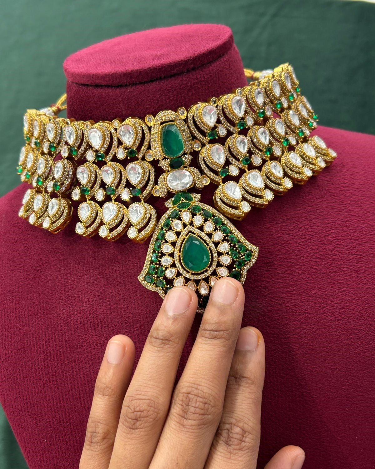 Premium Emerald Green and Ruby Red Bridal Polki Choker Necklace Set with Earrings