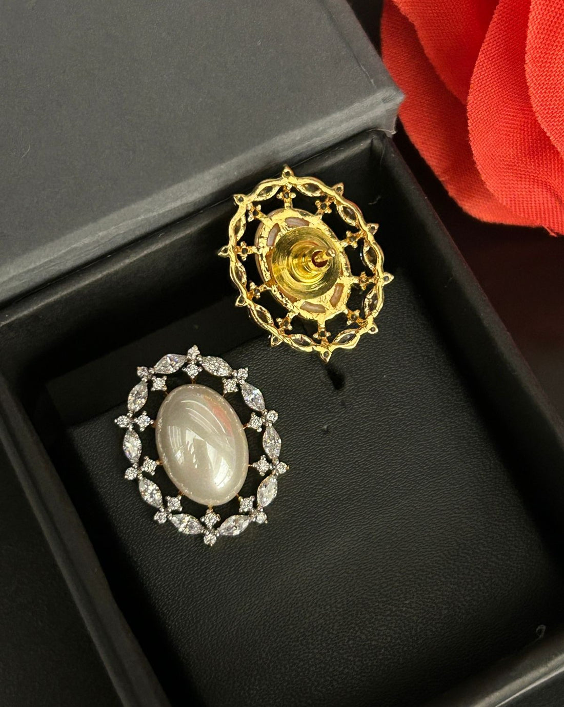 Premium Pearl Halo Luxe Studs – Gold Polish Oval Pearl Diamond Earrings
