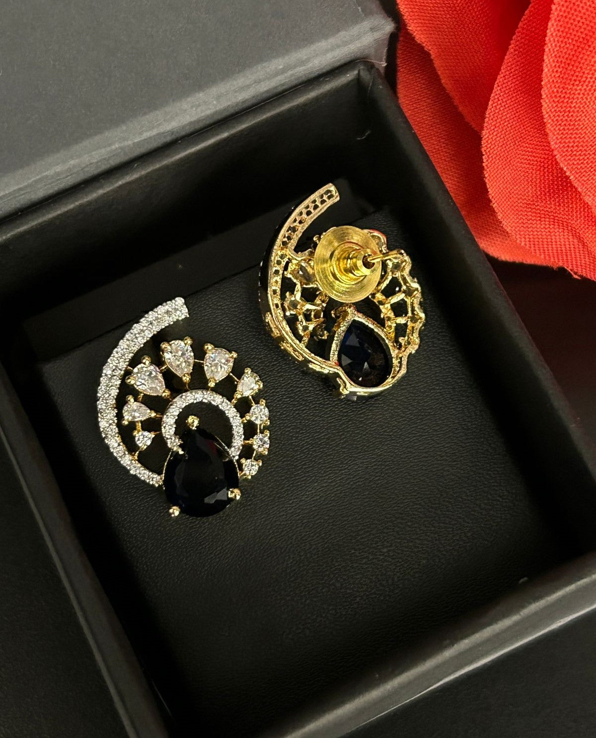 Premium Regal Spiral Drops – Gold Polish Diamond Statement Earrings