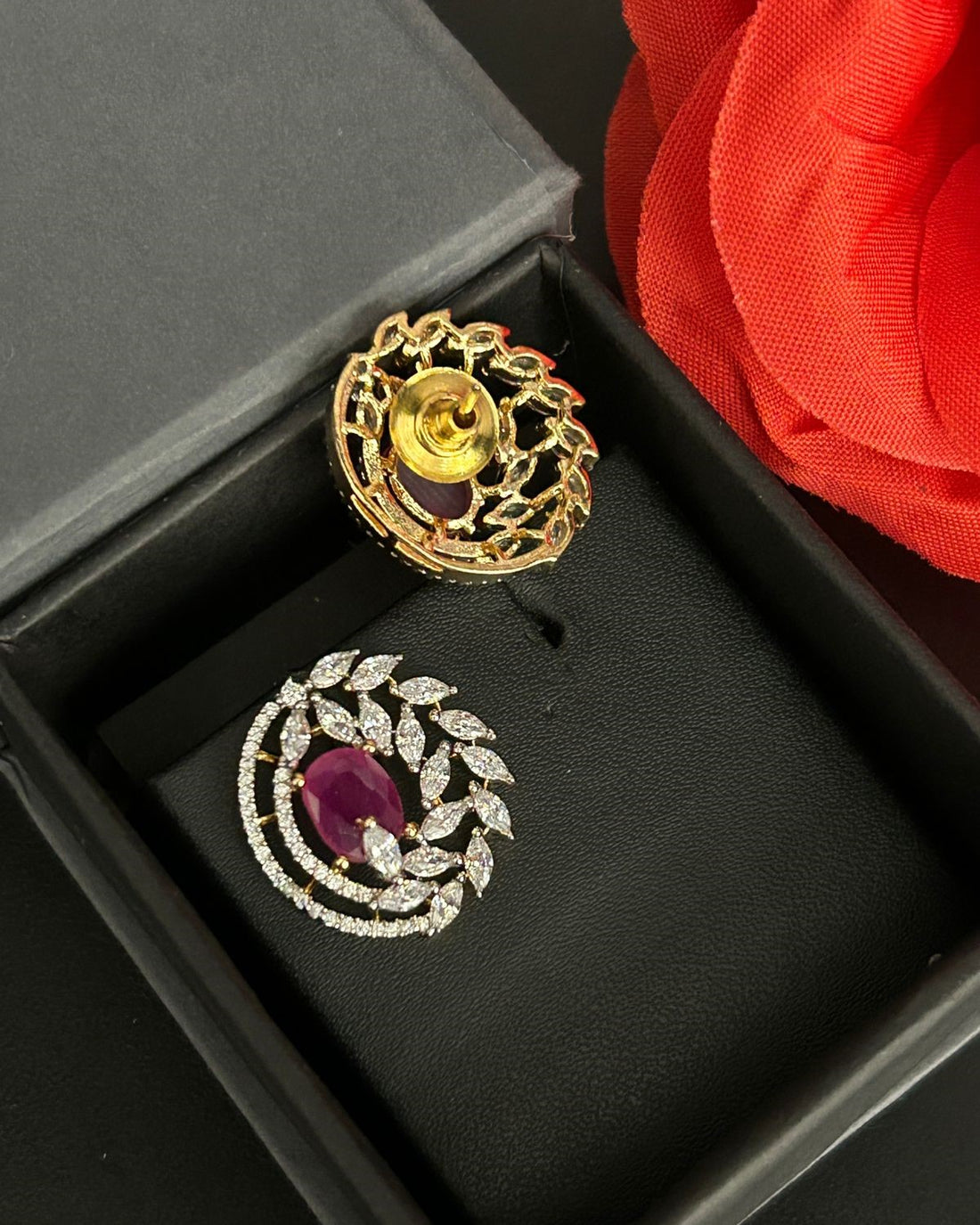Premium Royal Vine Halo Earrings – Gold Polish Diamond Statement Design
