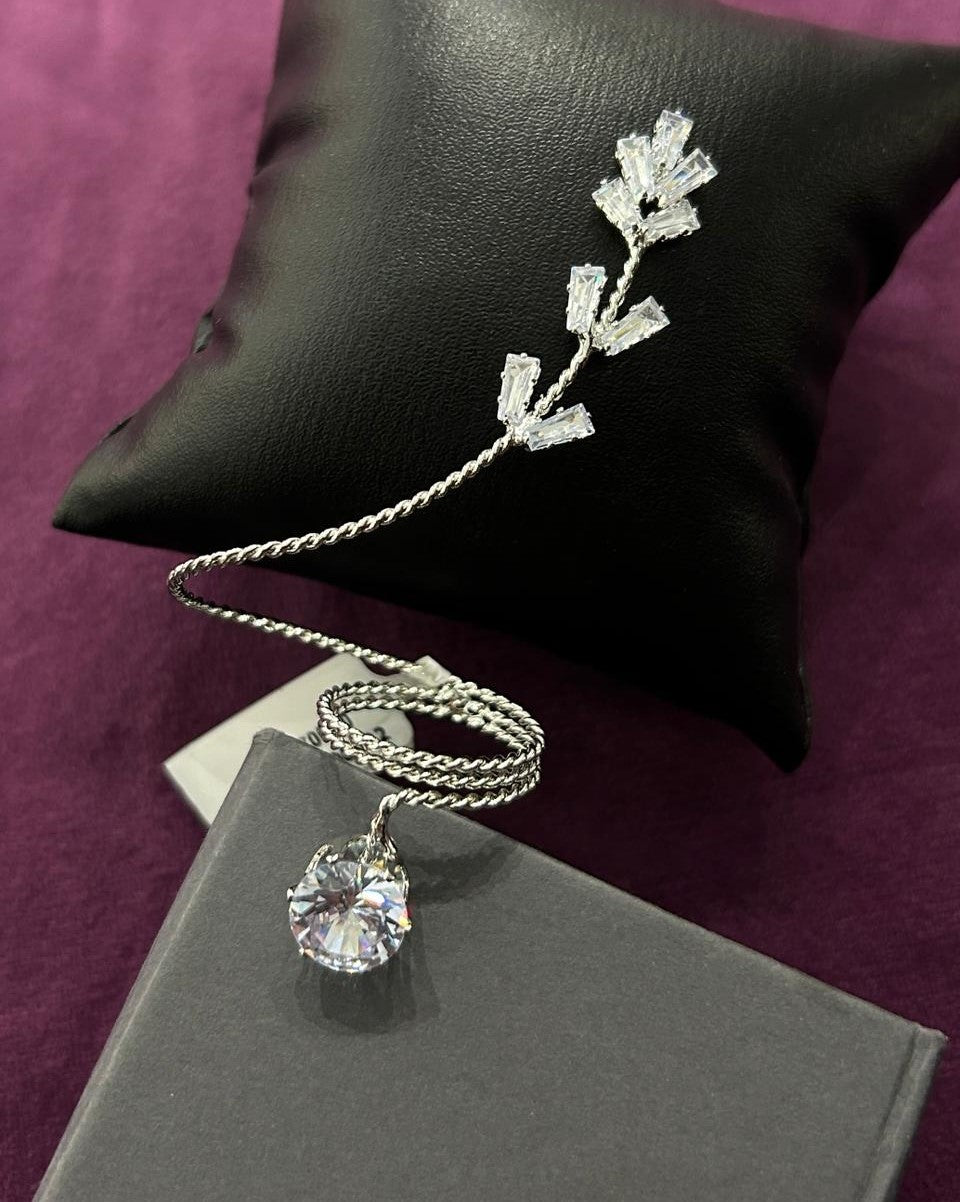 Premium Crystal Drop Statement Ring – Gold & Silver Finish