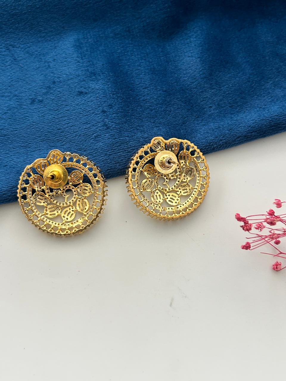 Varnika Noor Gold Tone Diamond Look Pendant Set