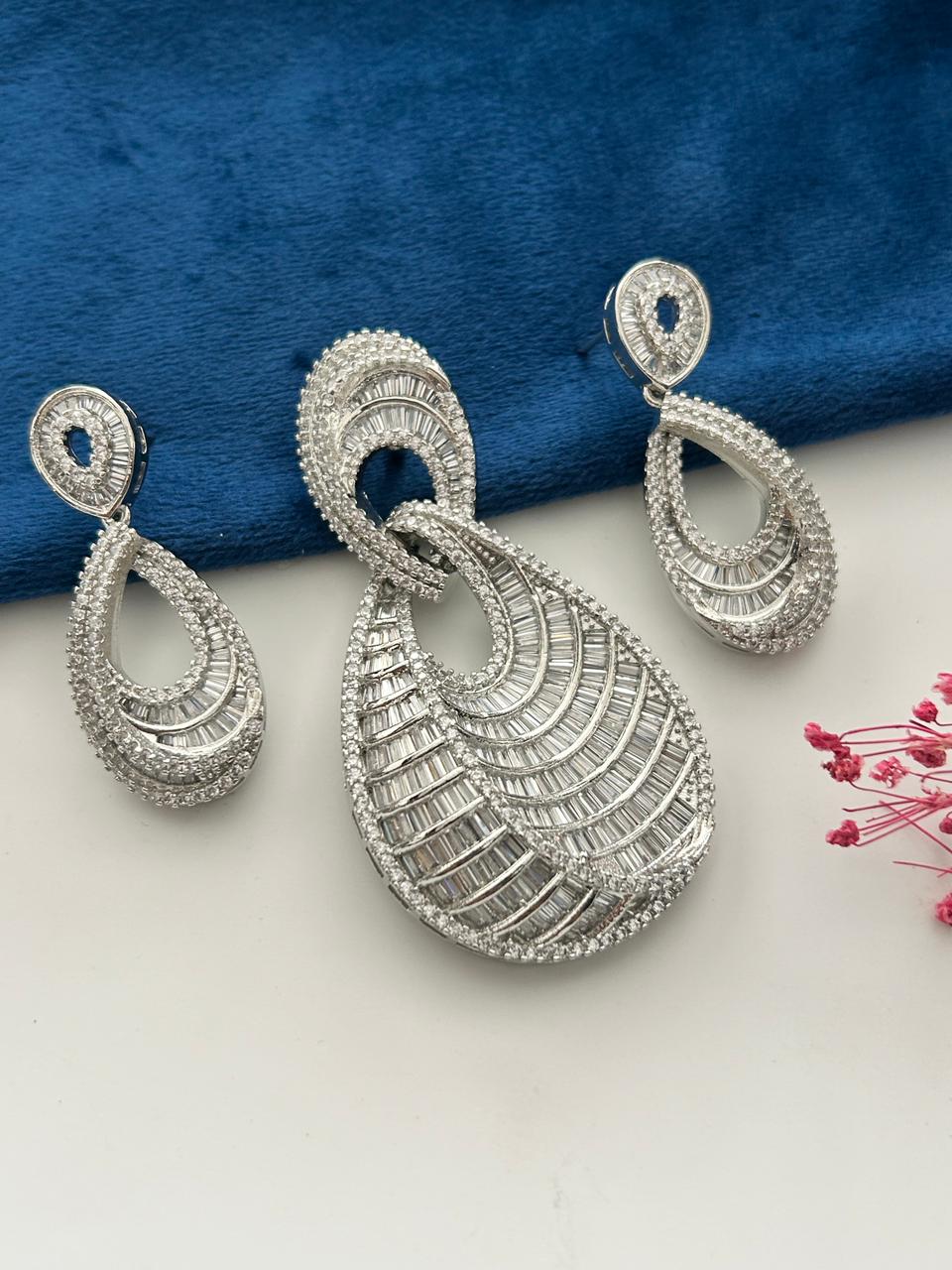 Ruhani Veena Silver Tone Diamond Look Pendant Set