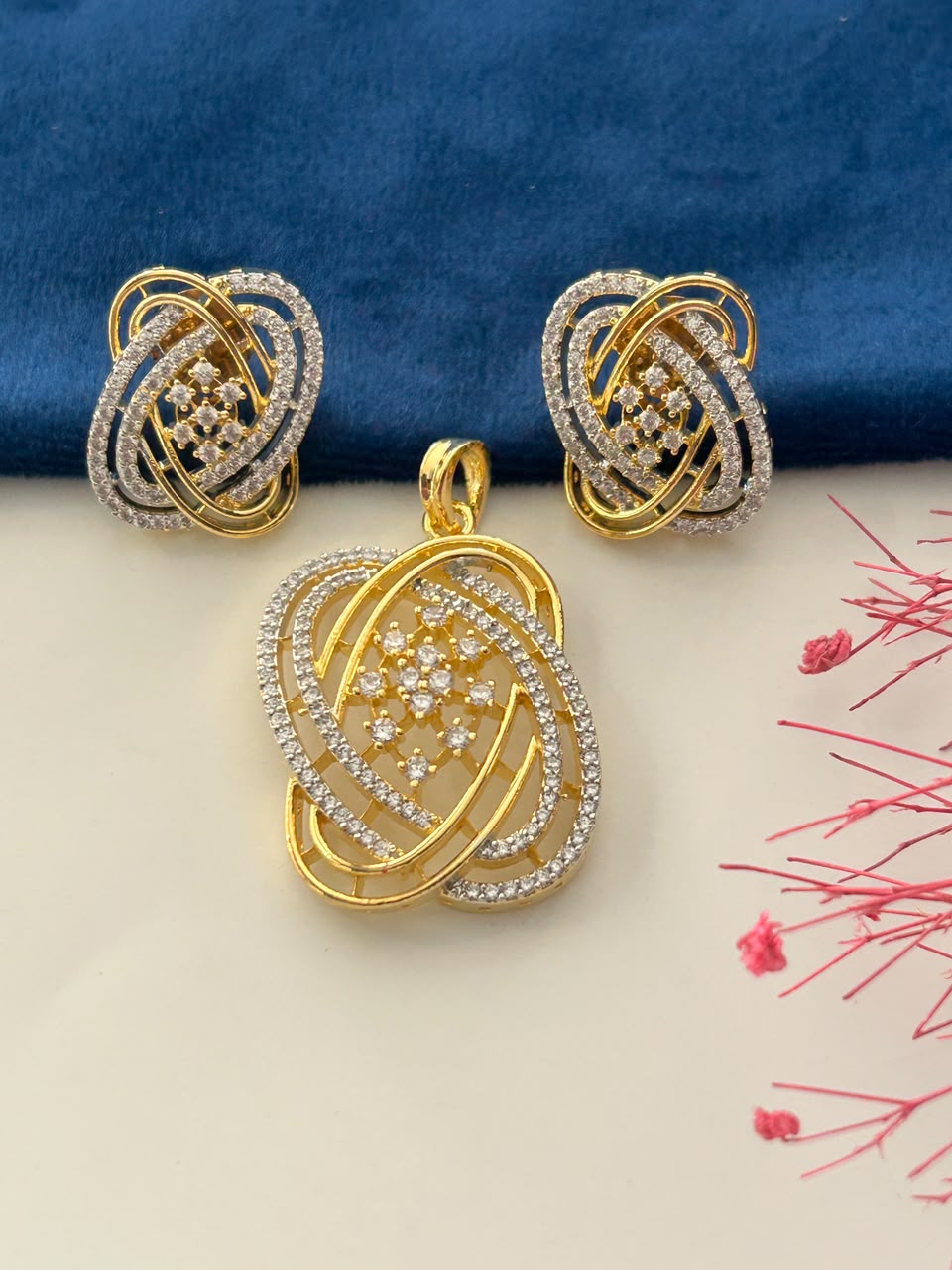 Nakshatra Orbit Pendant Set