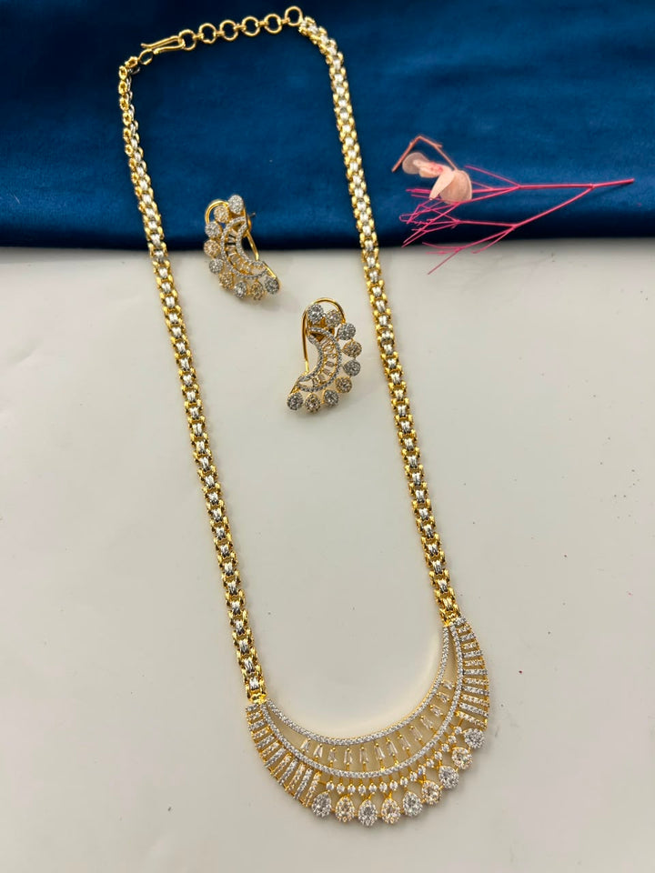 Rajvanshi Chandrika Necklace Set