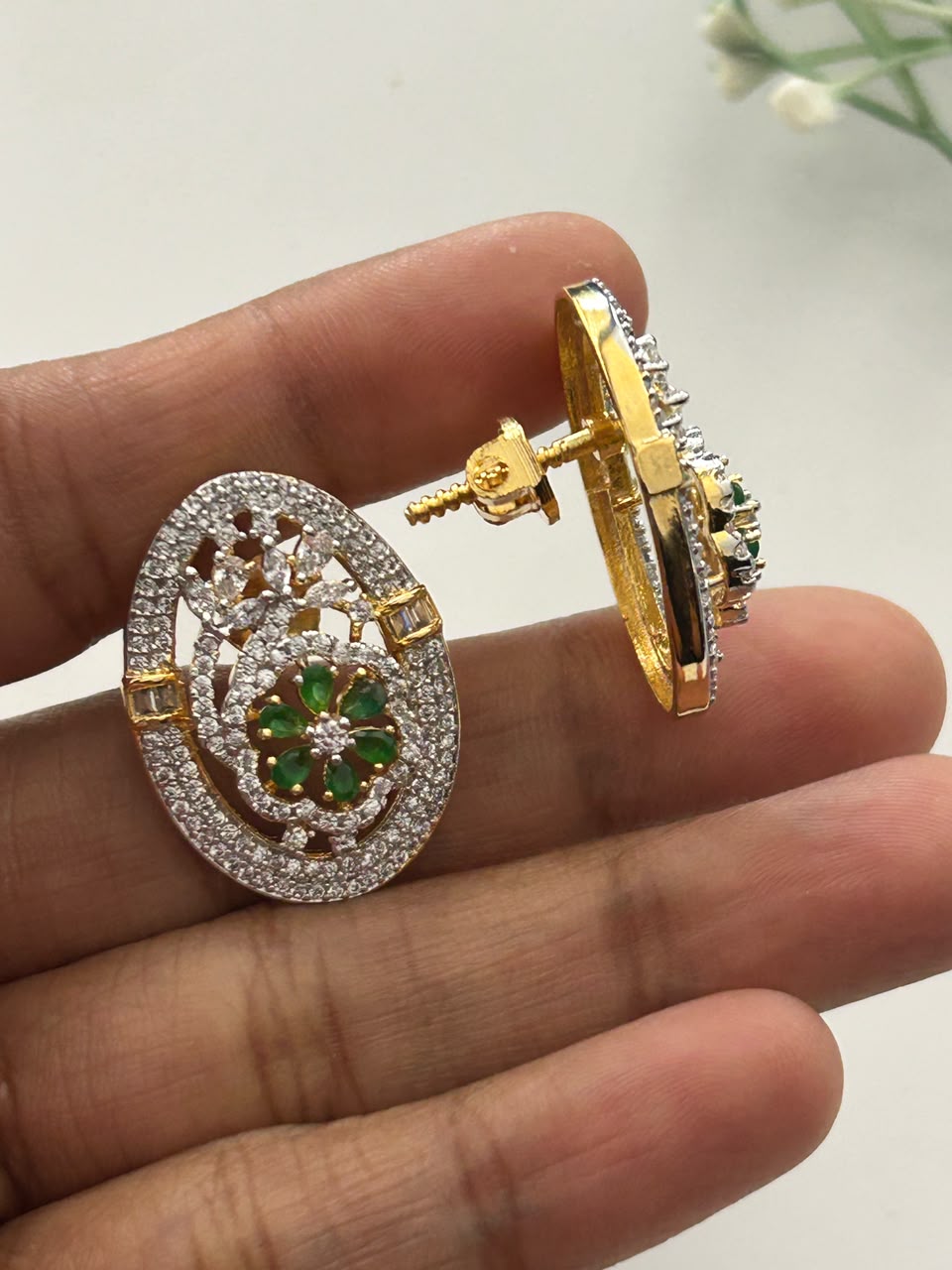 Pushpika Ruby Bloom Screw Pech Pendant Set