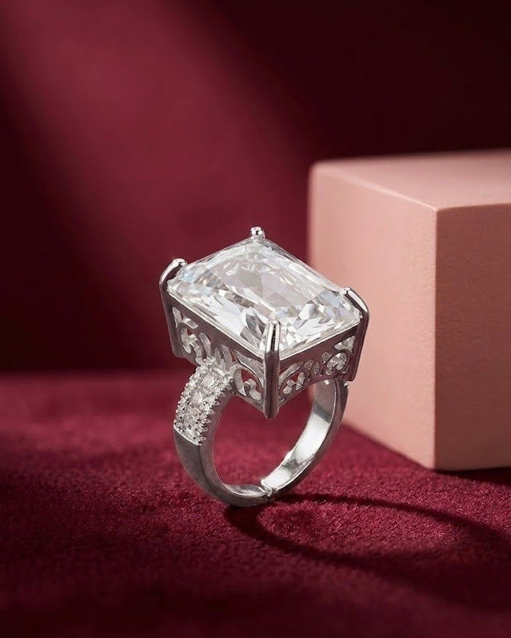 Aarvika Royale Solitaire  Statement Ring