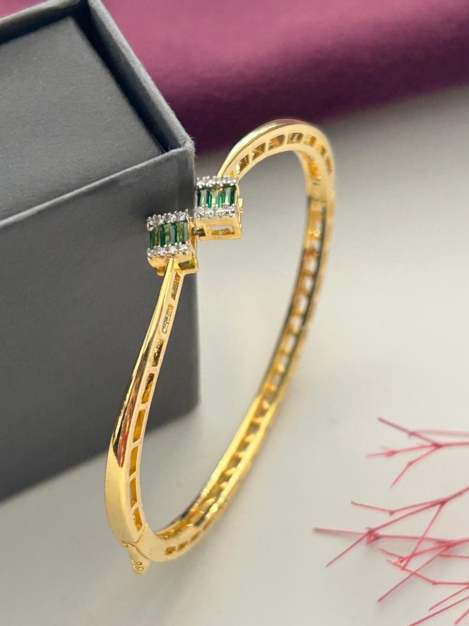 Vaidehi Royale Baguette AD Openable Bracelet