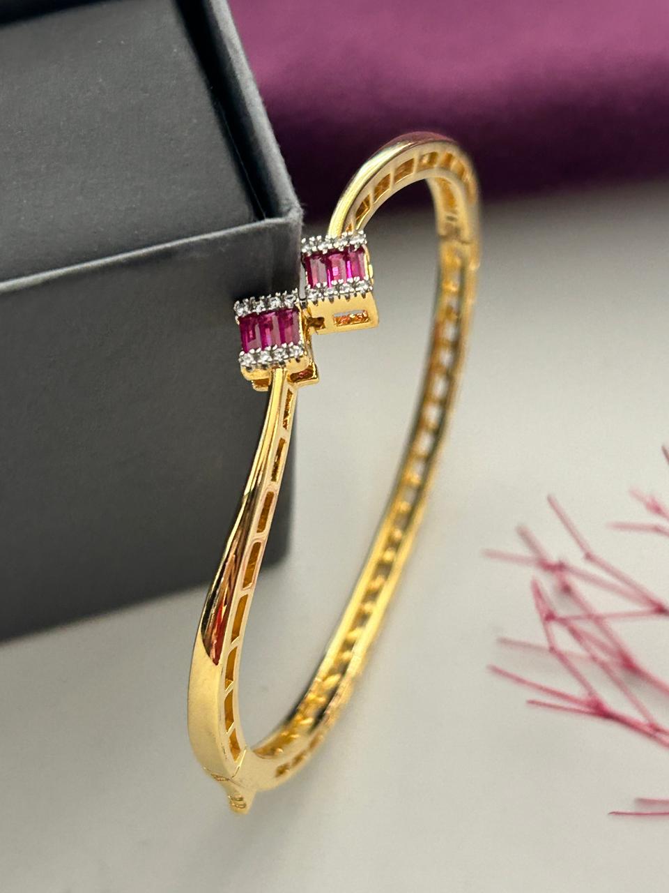 Vaidehi Royale Baguette AD Openable Bracelet