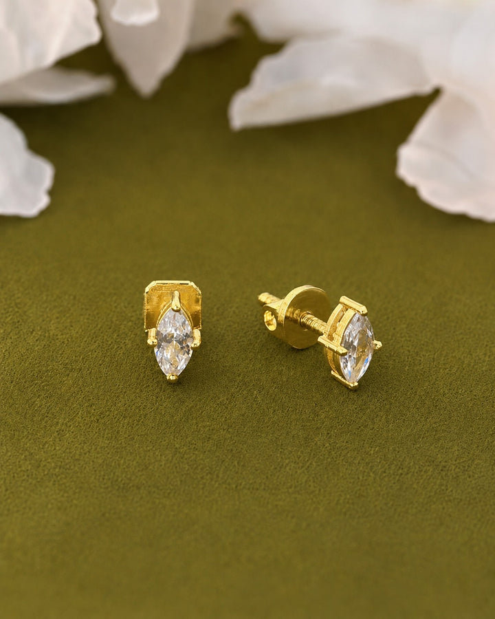 Sunehri Nayantara AD Stud Earrings