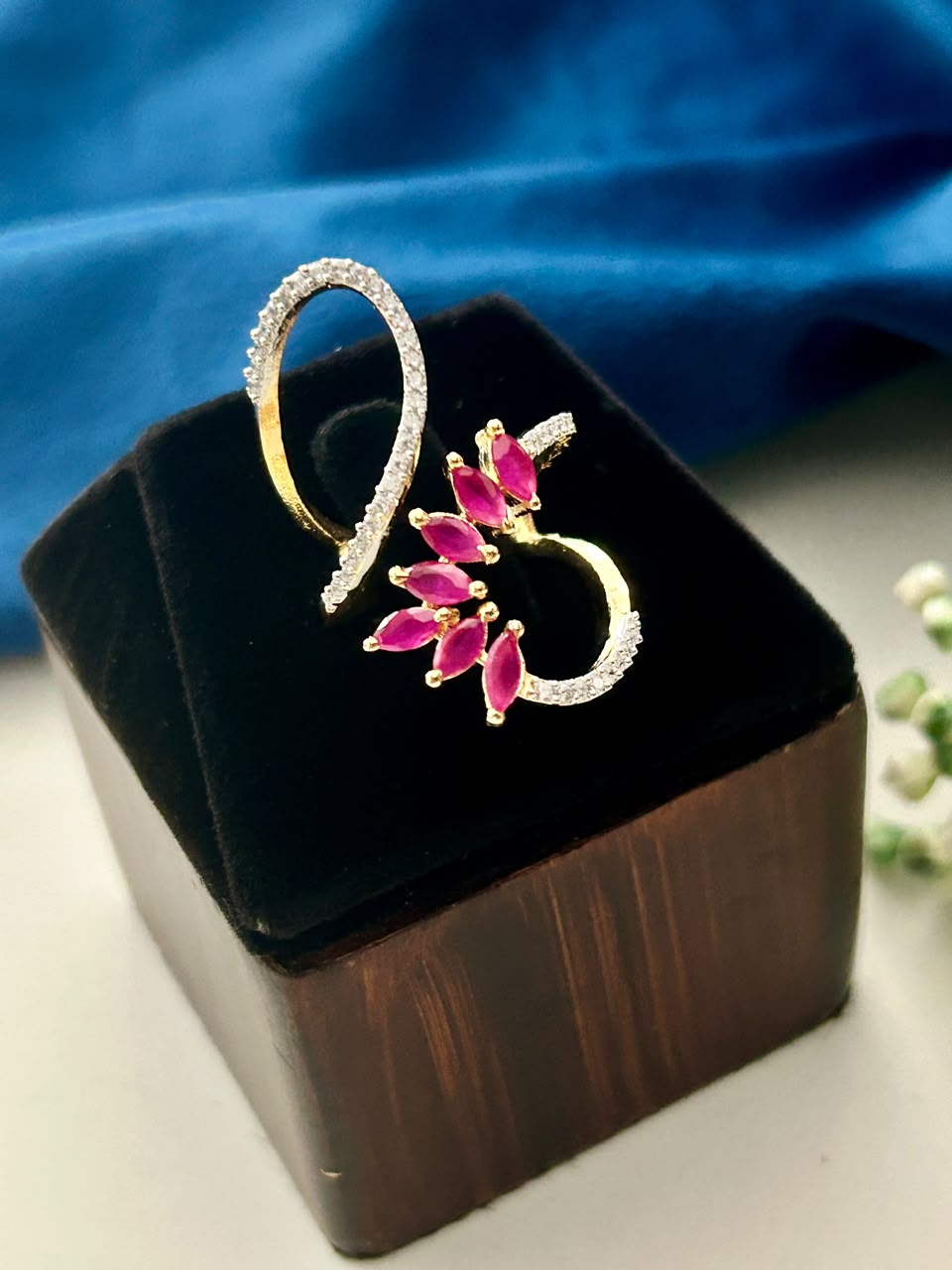Leaf Grace Adjustable Marquise Leaf Ring CZ Diamond for Women