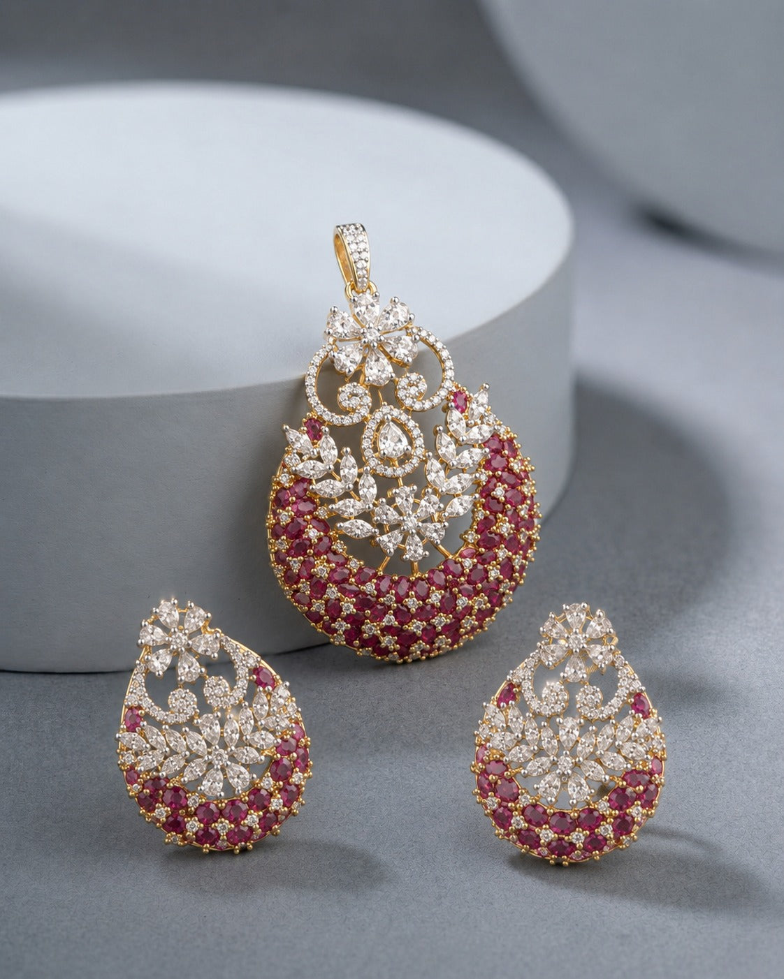 Gulabi Chandrika AD Pendant Set