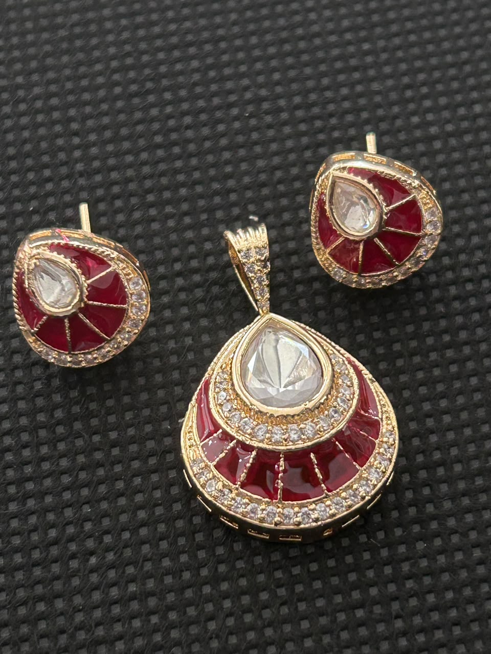 Chandrika Mother of Pearl Teardrop Pendant Set