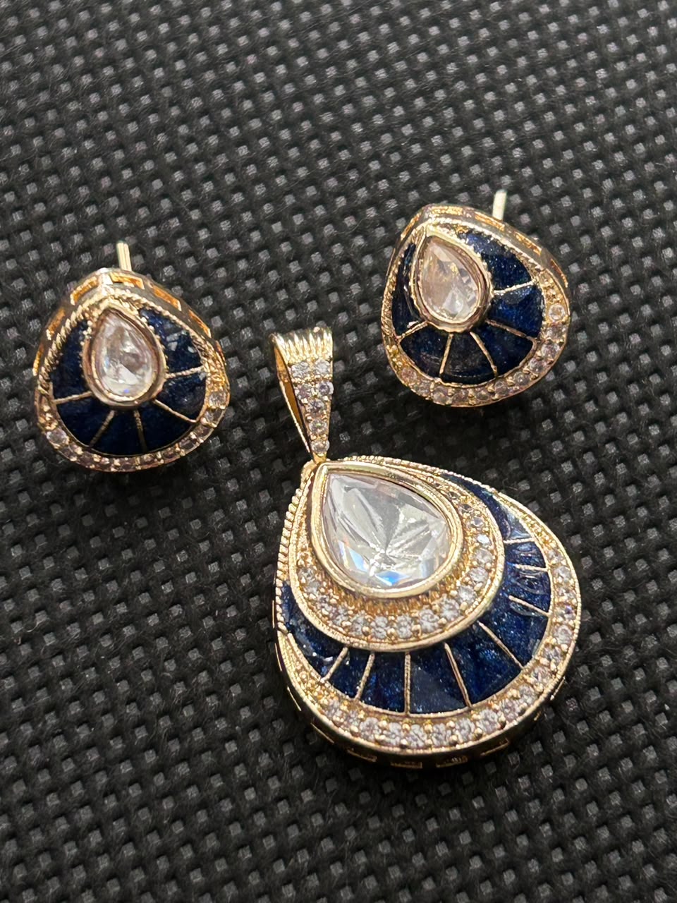 Chandrika Mother of Pearl Teardrop Pendant Set