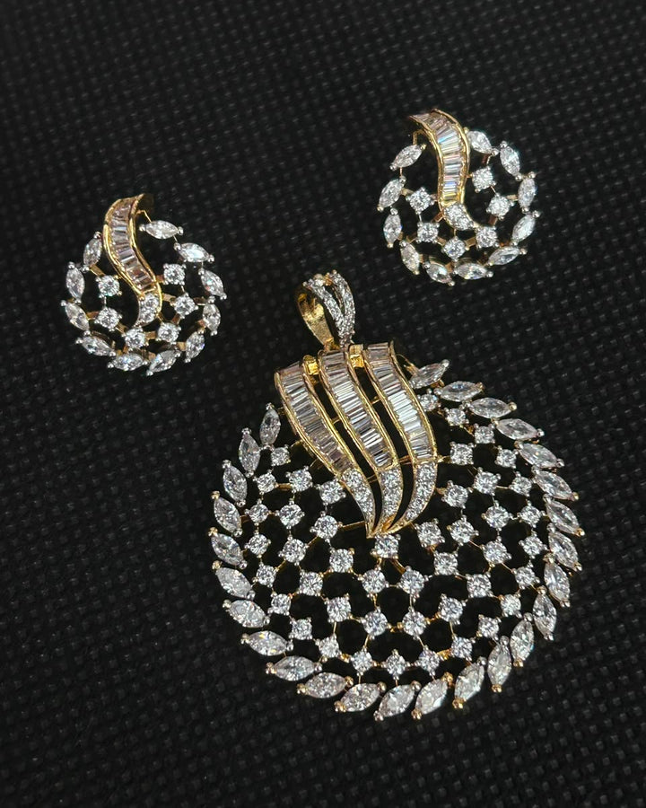 Celestia Crystal Fan Pendant Set