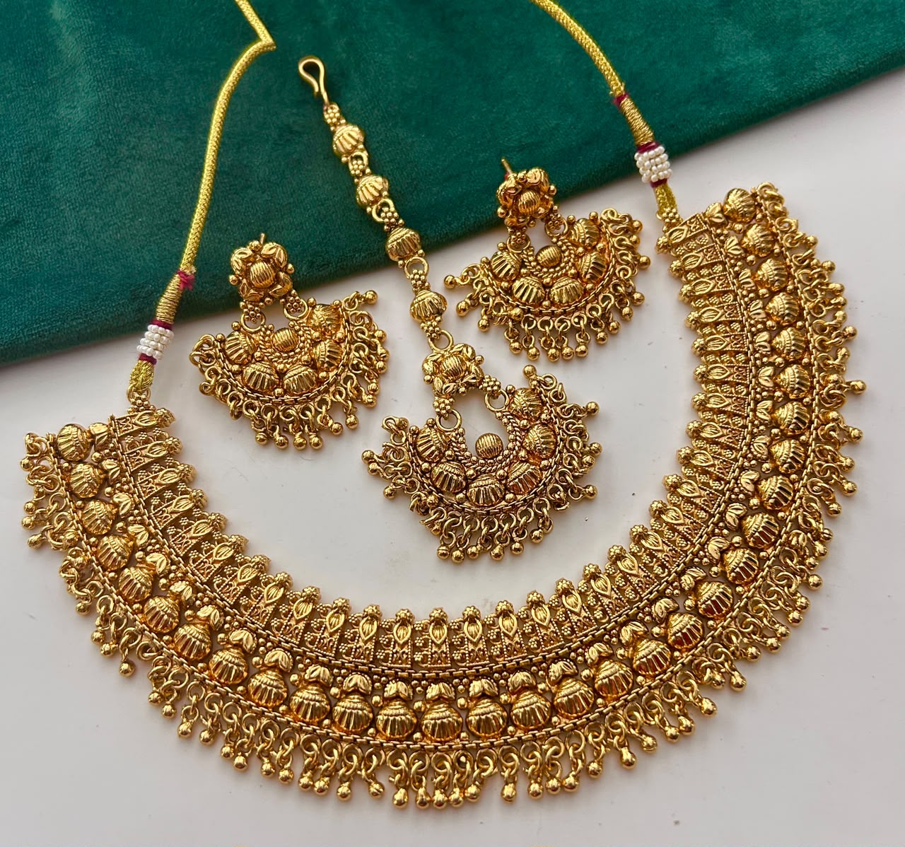 Rajvanshi Swarna Heritage Temple Choker Set