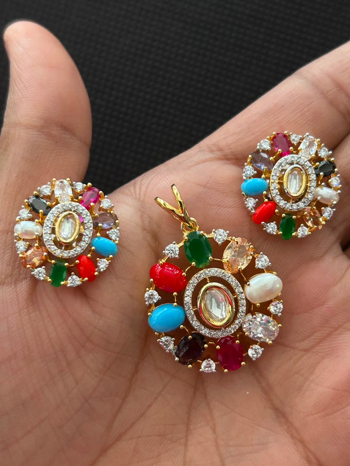 Navratna Royale Halo Pendant Set