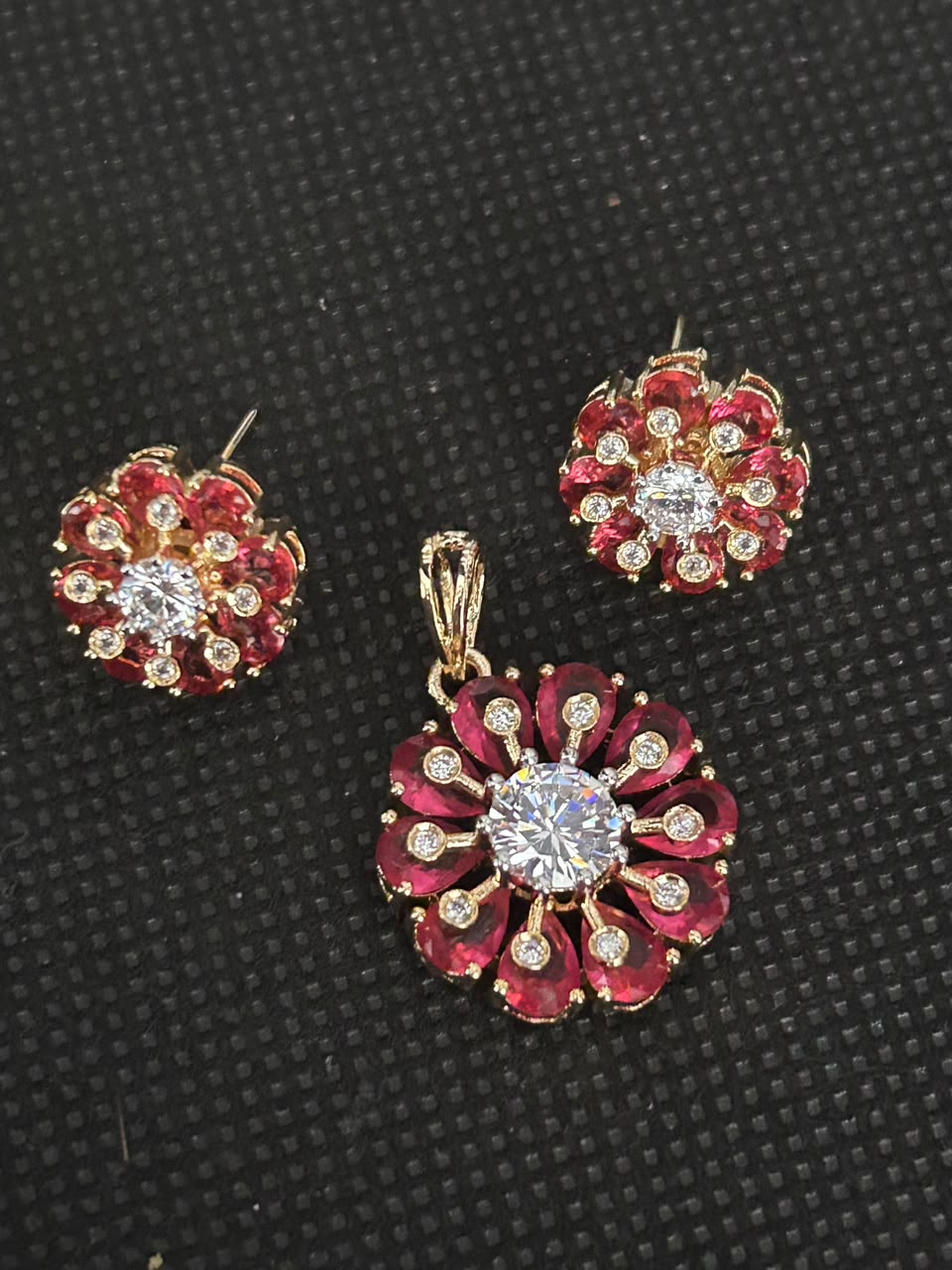 Floral Sparkle Pendant Set