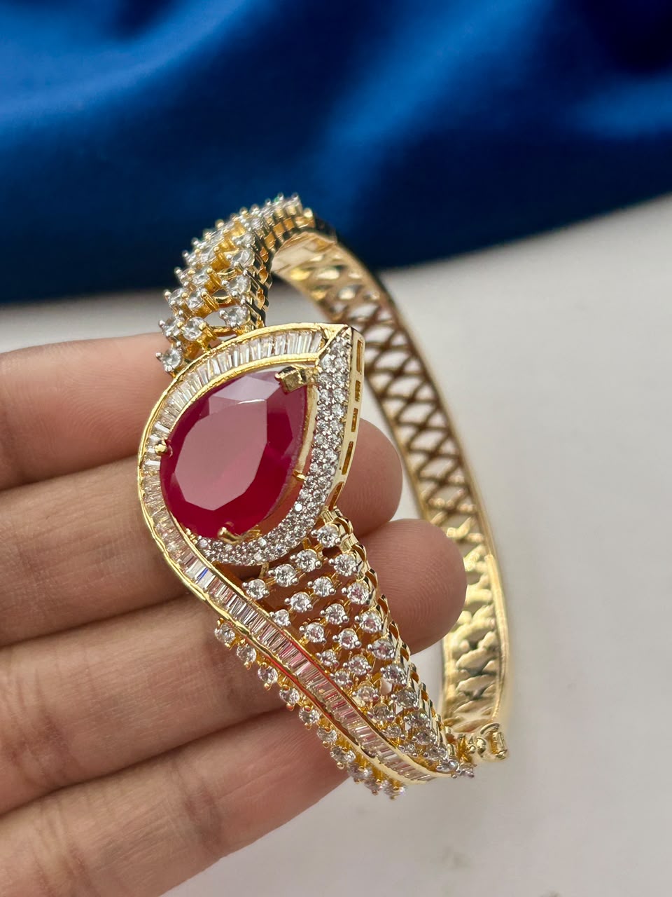 Aurelia Crest Bracelet For Women
