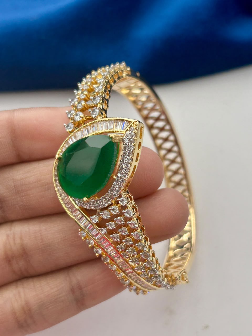 Aurelia Crest Bracelet For Women