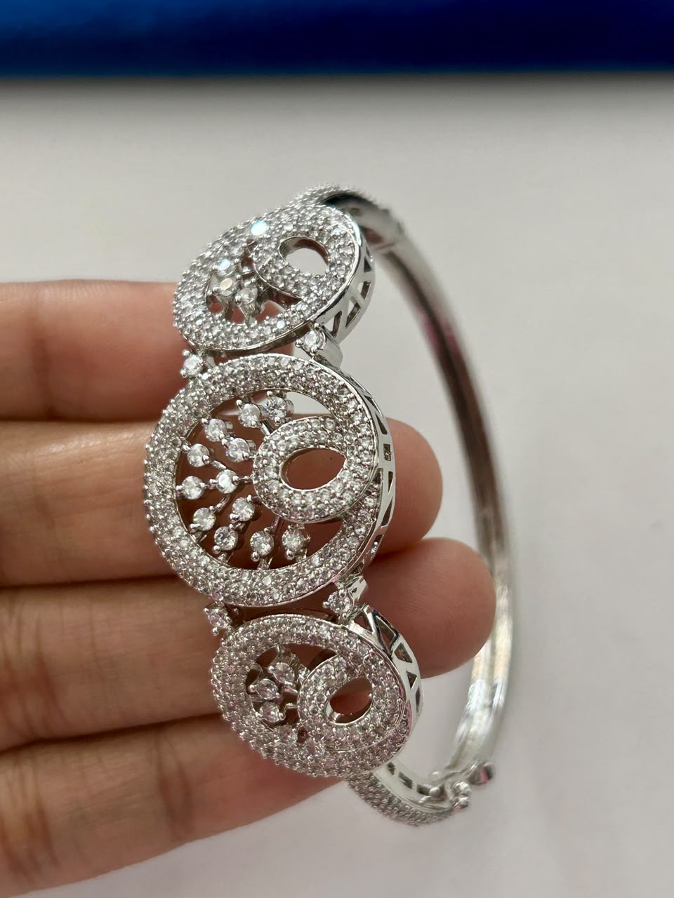 Noor Paisley Sparkle Openable Bracelet for Women