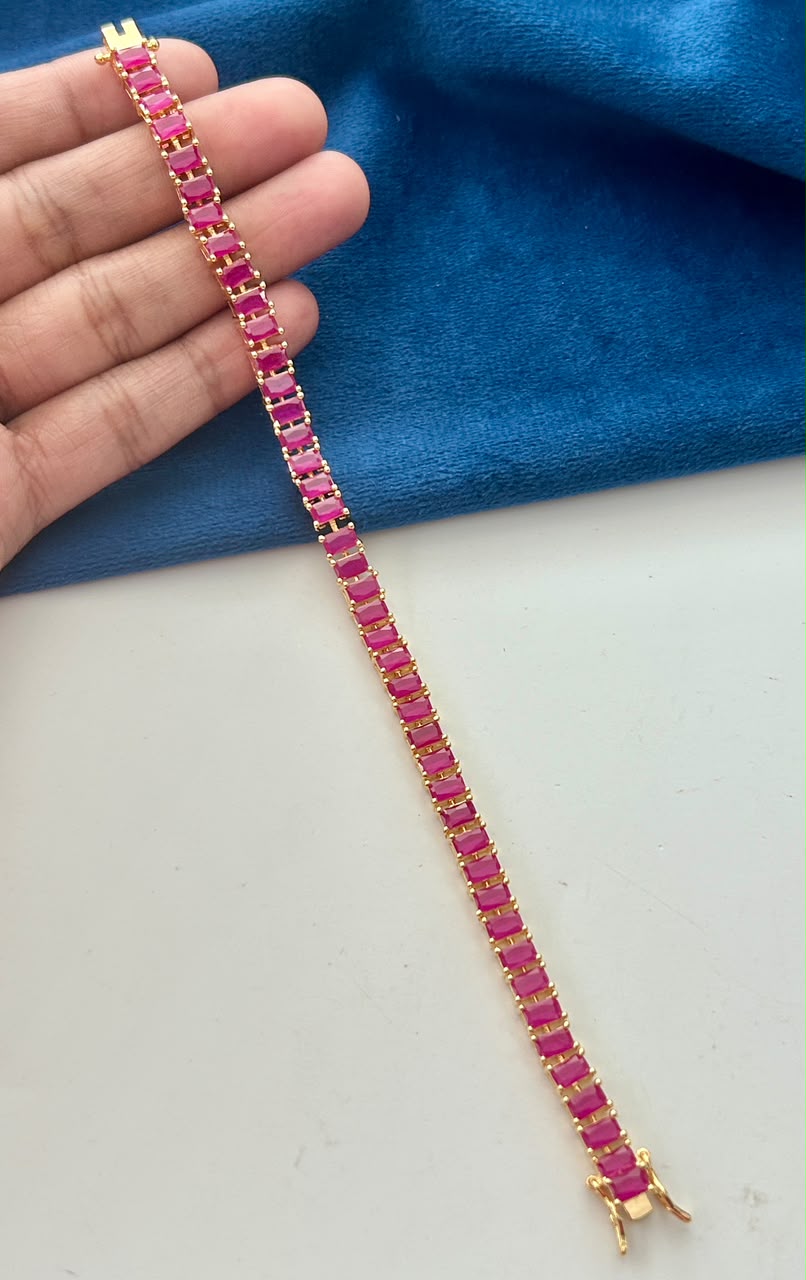 Kiara Baguette Stone Openable Bracelet