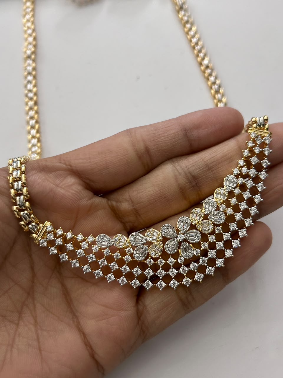 Aaradhya Crystal Floral Pendent Set