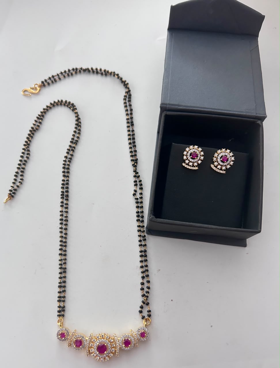 Myra Elegant  Mangalsutra Set
