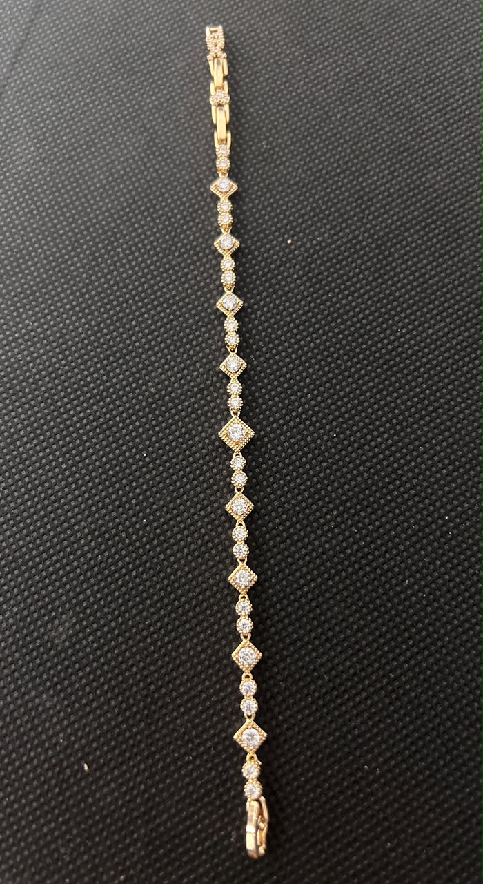 Elara Gold-Tone Diamond-Shaped Stone Link Bracelet
