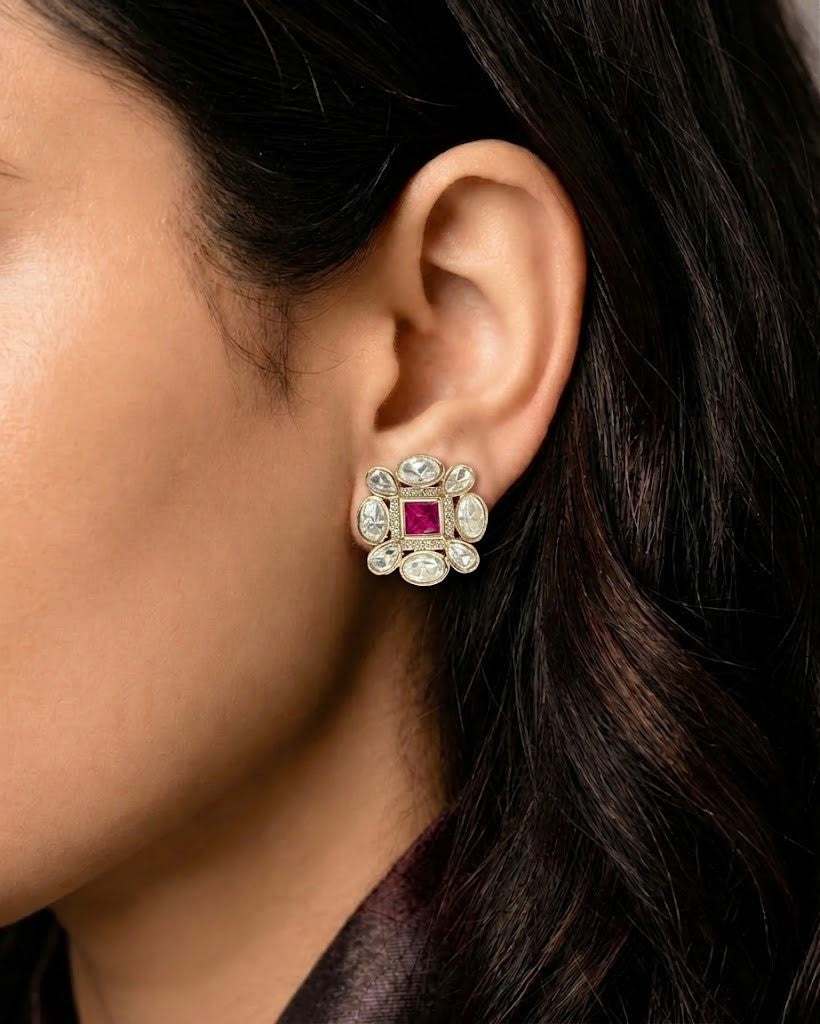 Aarvika Floral Kundan Mossaonite Stud Earrings