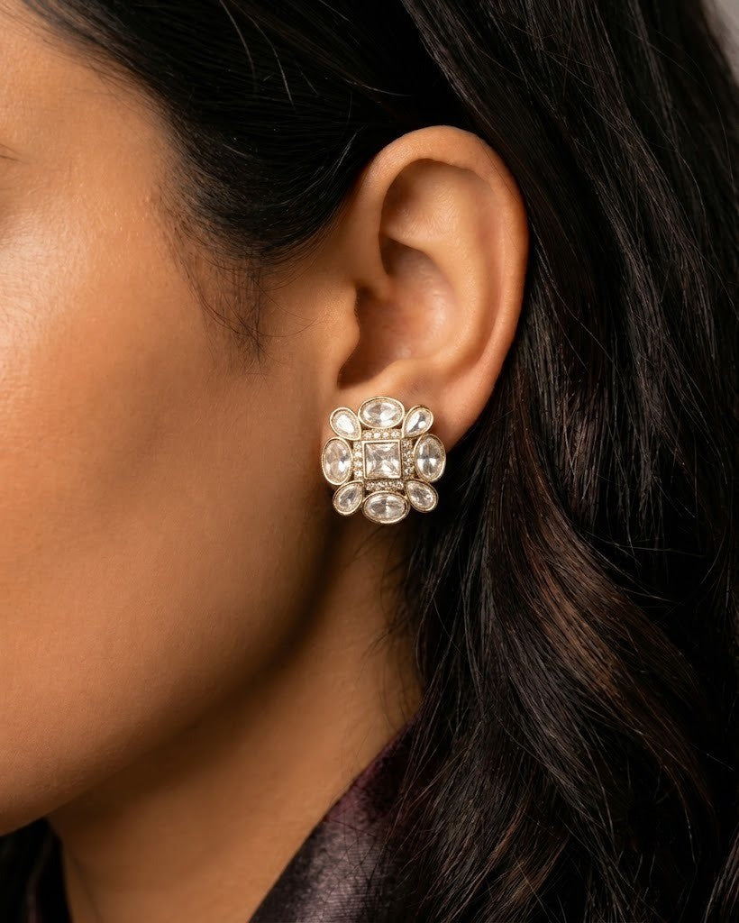 Aarvika Floral Kundan Mossaonite Stud Earrings