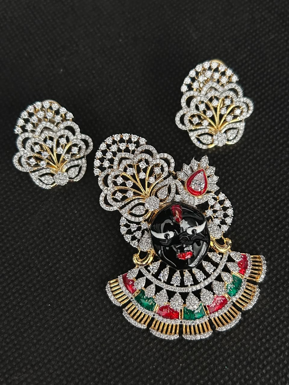 Vrindavan Shringar Krishna Pendant Set