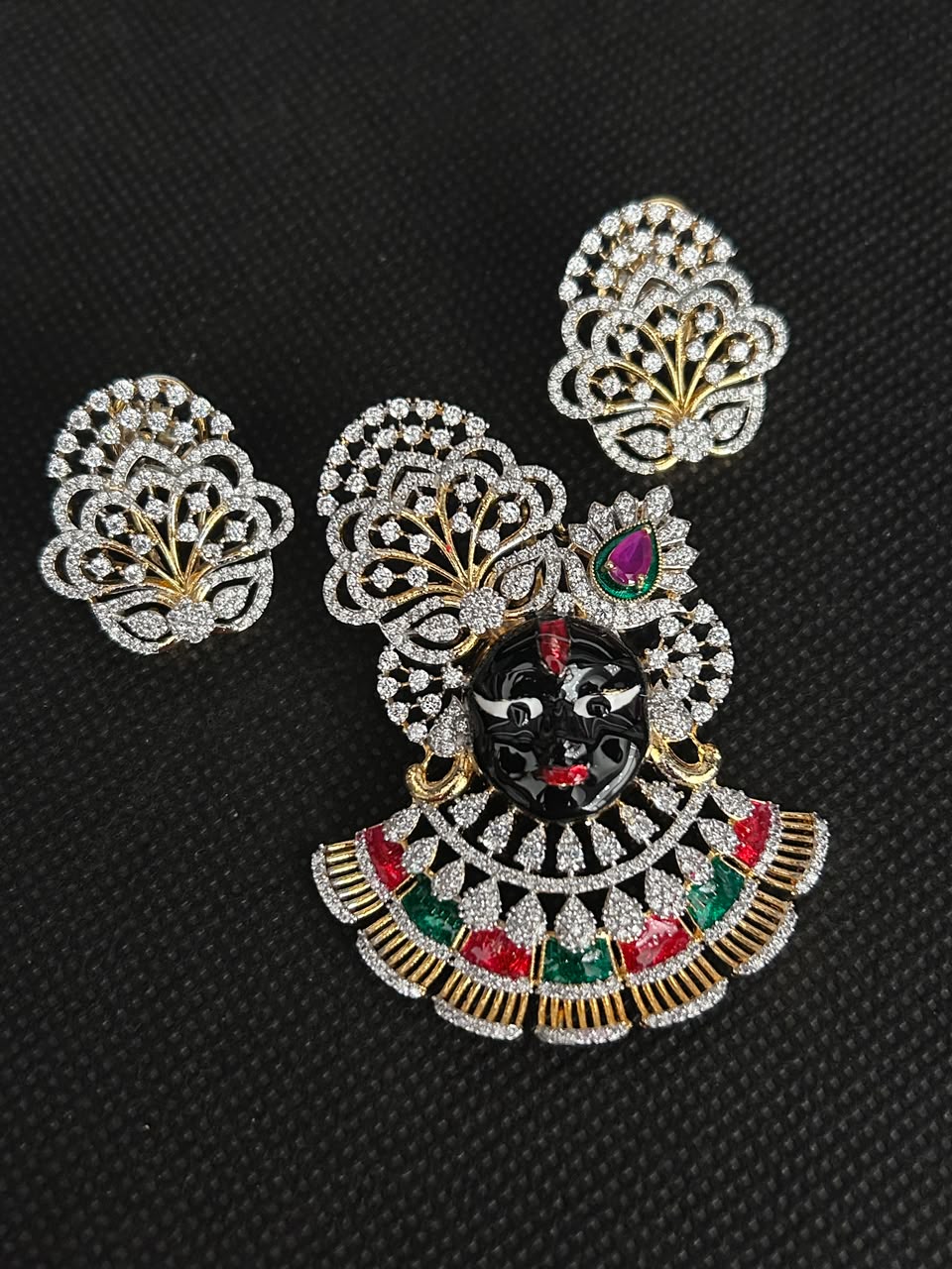 Vrindavan Shringar Krishna Pendant Set