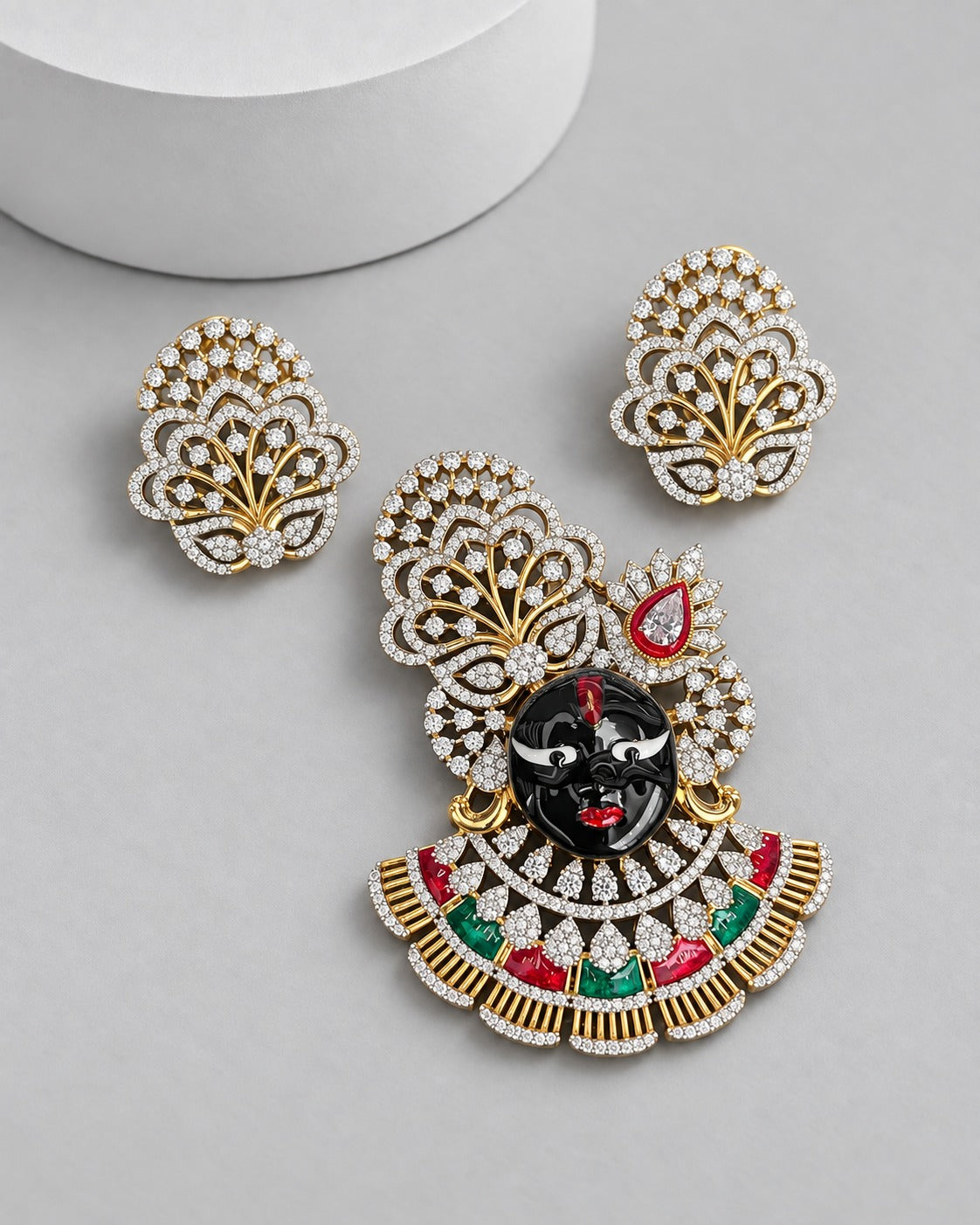 Vrindavan Shringar Krishna Pendant Set