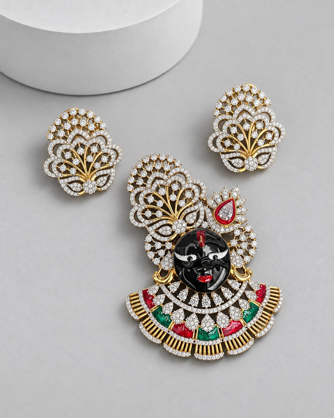 Vrindavan Shringar Krishna Pendant Set