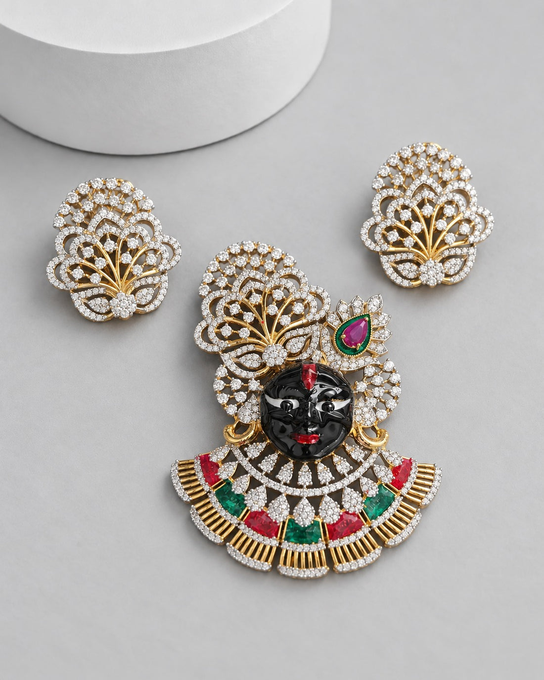 Vrindavan Shringar Krishna Pendant Set