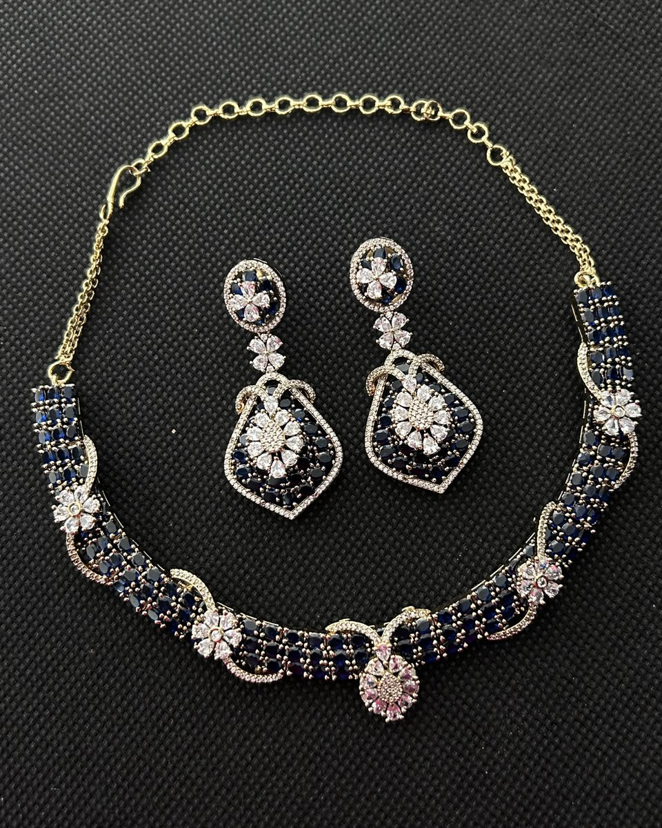 Aarvika Floral Luxe Diamond-Look Necklace Set