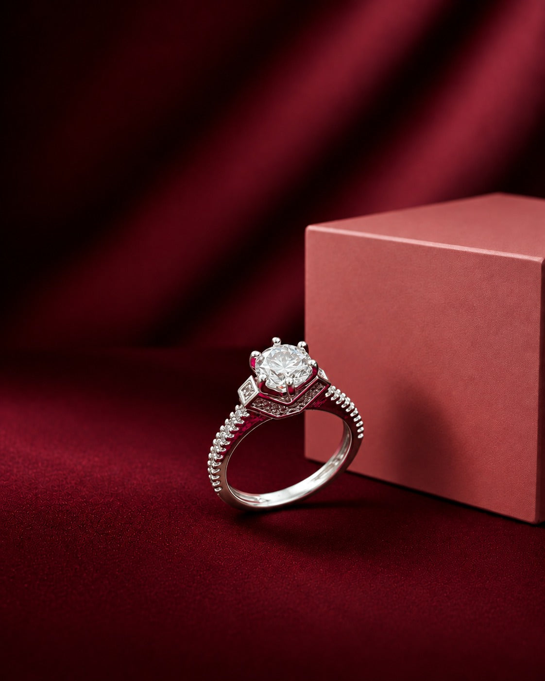 Reyanshi Crown Solitaire Ring