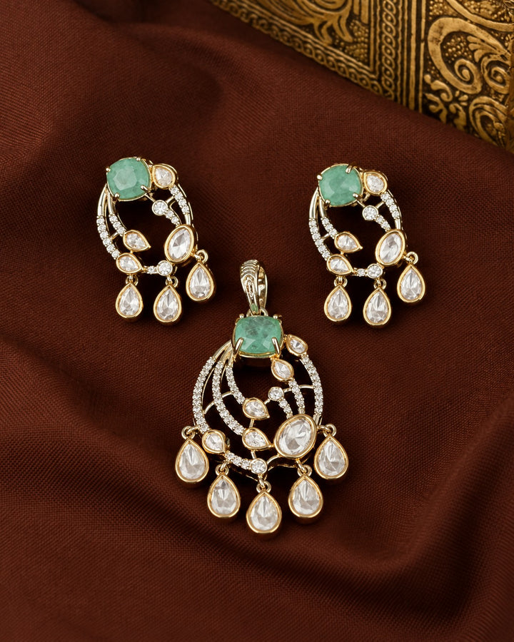 Aaranya Royale Polki Drop Pendant Set