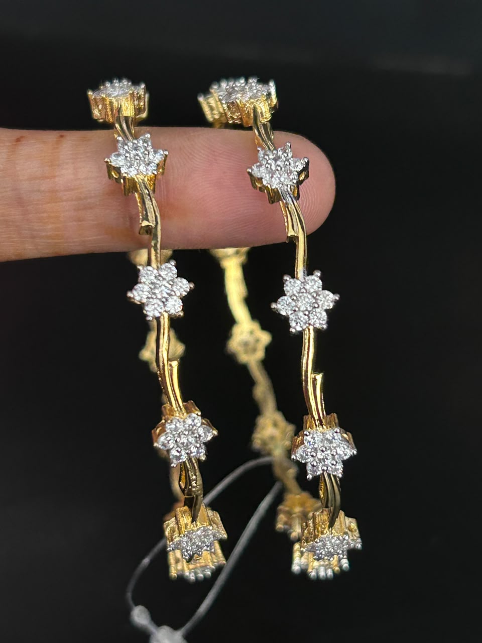 Aarohi Floral Diamond-Look Bangles