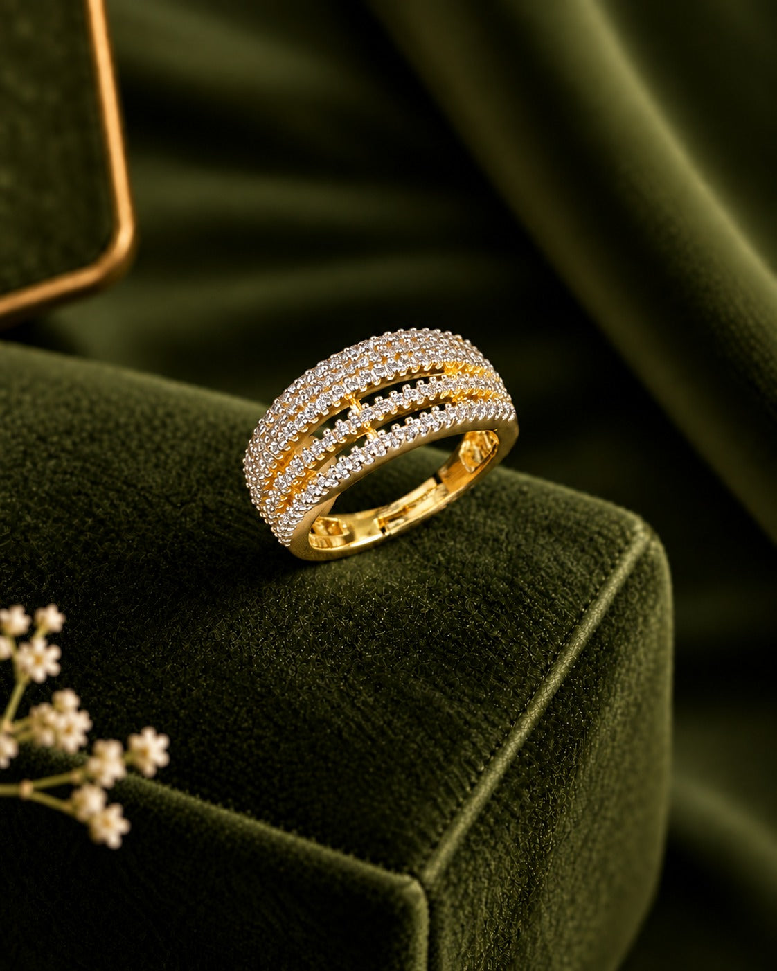 Zariya Multi-Line Sparkle Adjustable Ring