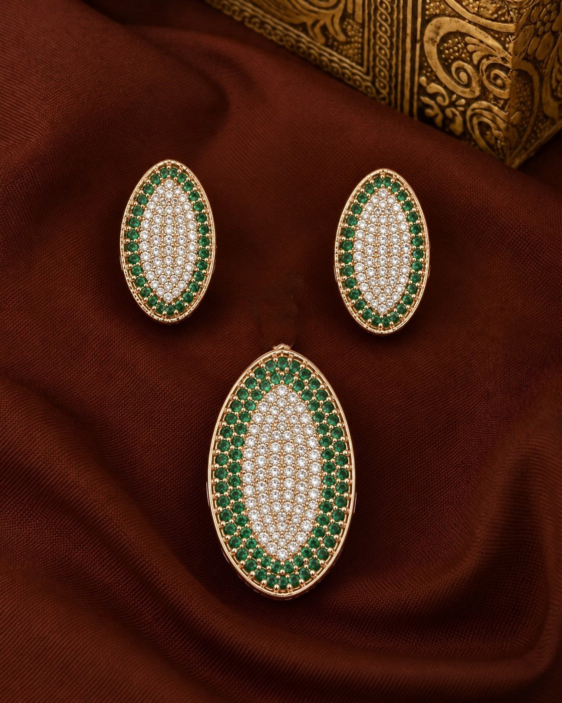 Elara Oval Pavé Pendant & Earrings