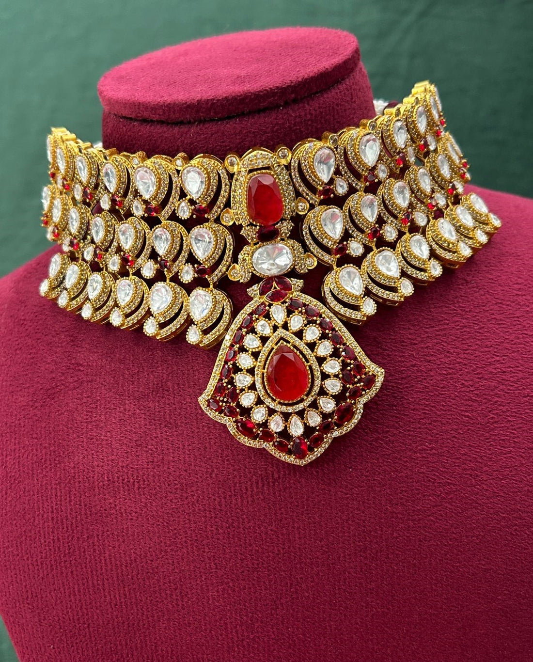 Premium Emerald Green and Ruby Red Bridal Polki Choker Necklace Set with Earrings