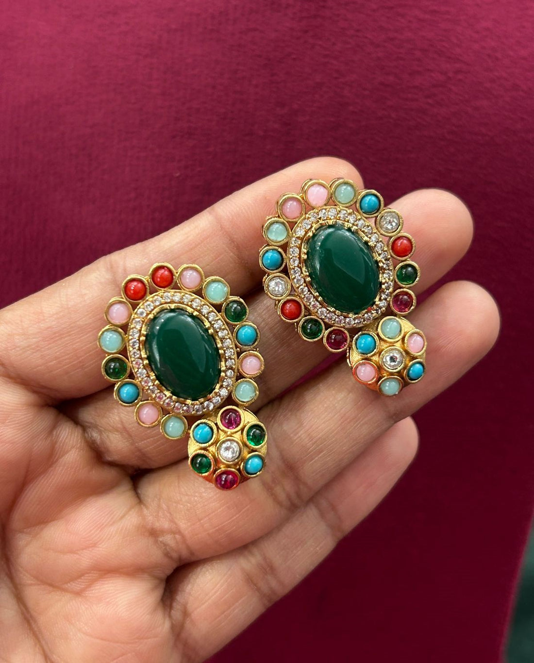 Premium Multicolor Oval Stone Statement Necklace Set (Green / Red / Yellow Variants)