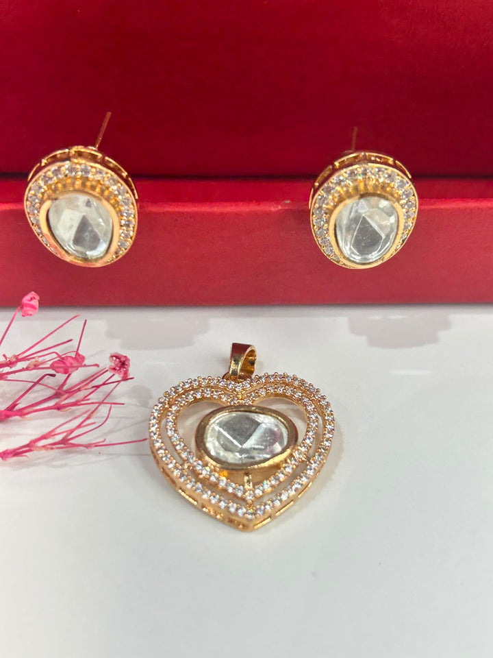 Premium Gold Tone Heart Halo Oval Diamond Pendant with Chain & Matching Earrings