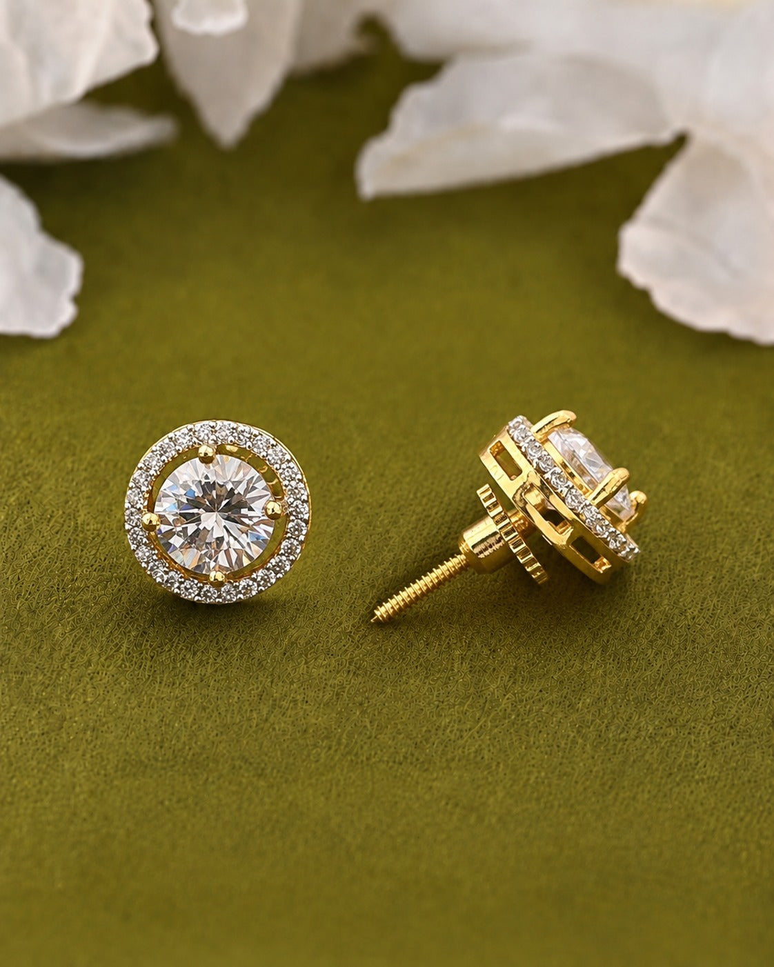 Screw Pench Classic Round Solitaire Stud Earrings Premium Gold Plated Two Tone Design for Women
