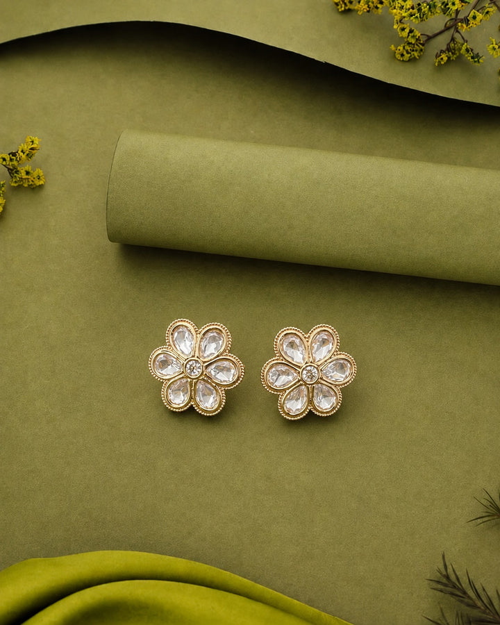 Petal Motif Stud Pair – Elegant Heritage Accessory