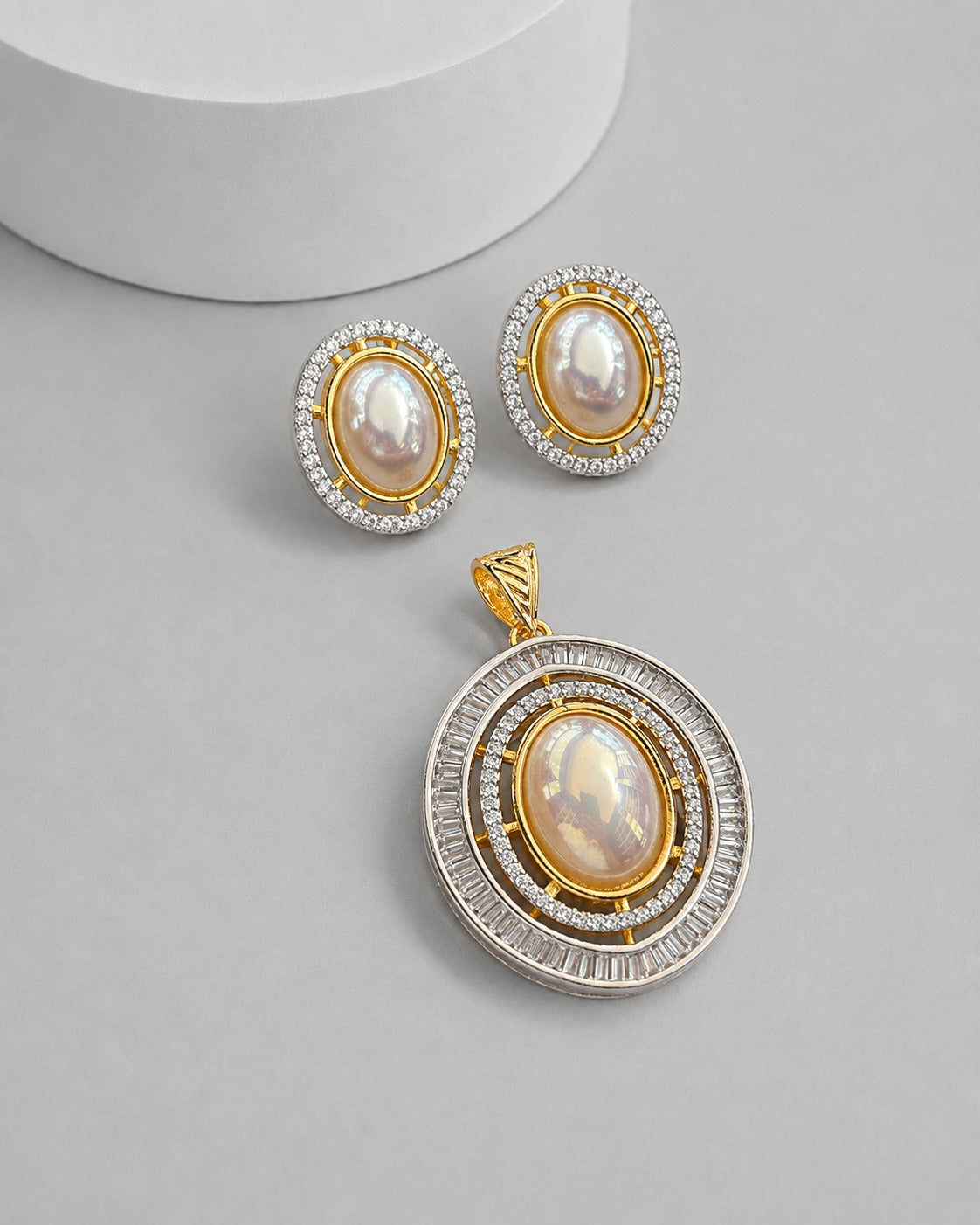 Aarvika Opal Royale Pendant & Earrings Set